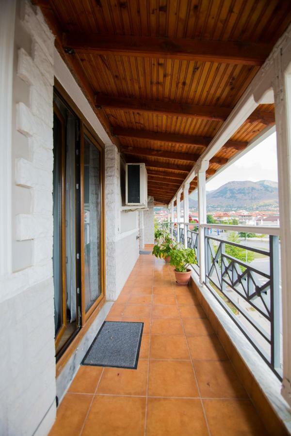 Dea Hotel 2002 Korce Luaran gambar