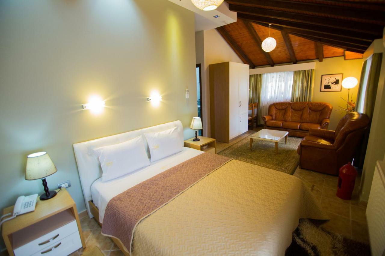 Dea Hotel 2002 Korce Luaran gambar