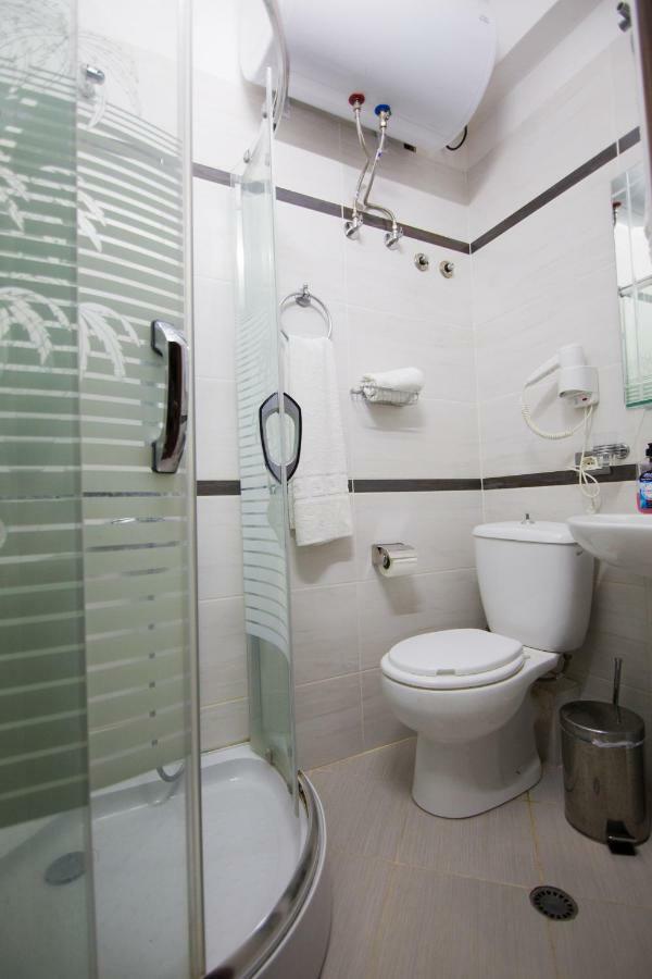 Dea Hotel 2002 Korce Luaran gambar