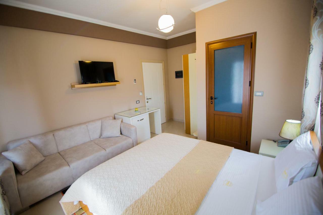 Dea Hotel 2002 Korce Luaran gambar