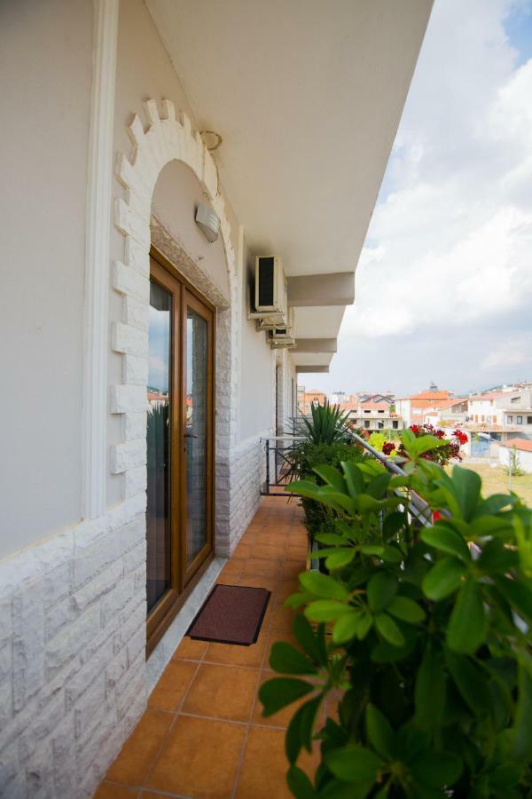 Dea Hotel 2002 Korce Luaran gambar