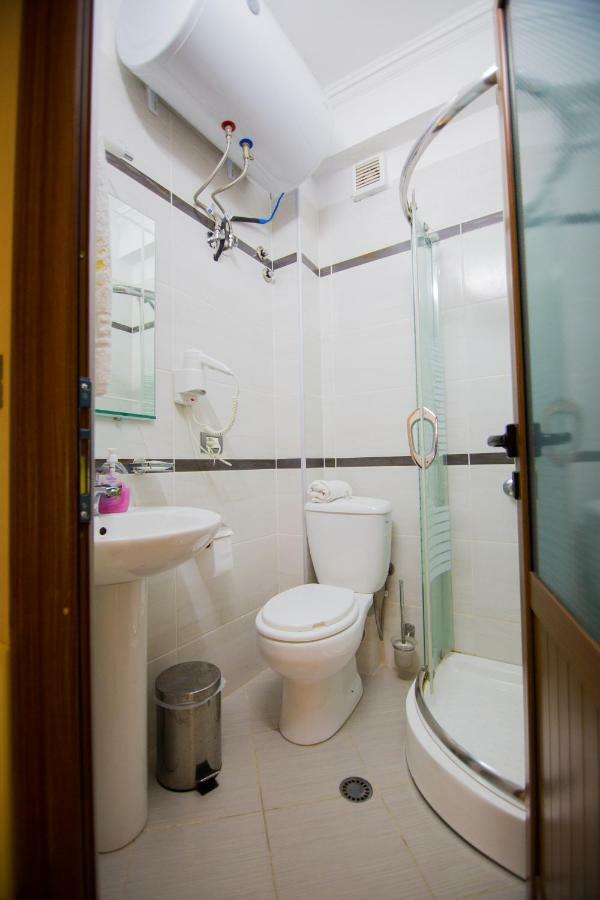 Dea Hotel 2002 Korce Luaran gambar